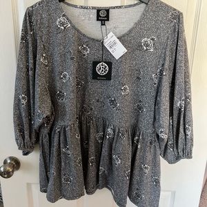 NWT Peplum top, with puff sleeve, size 3X